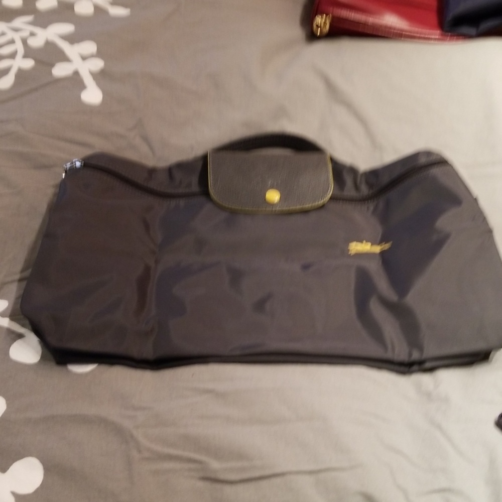 Longchamp le pliage grey with yellow logo satchel